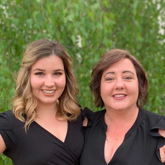 Meet your Posher, Janae - Picture 1 of 1